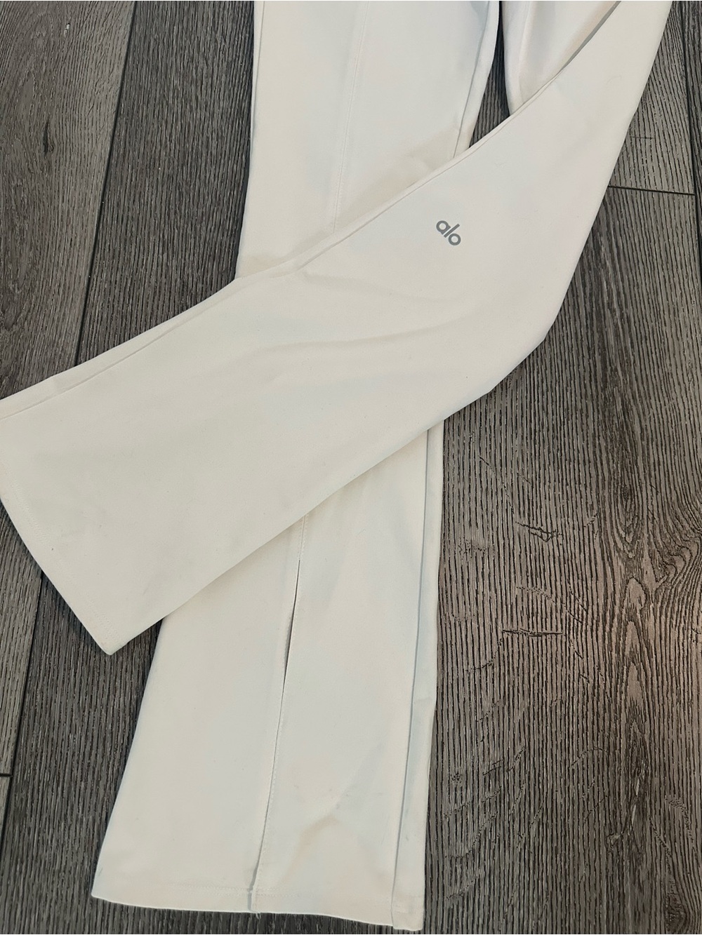 ALO Cream High-Waist Yoga Leggings - XS